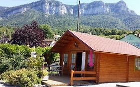 Les Chalets De Pertuis